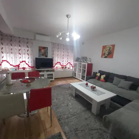 شقة Stan Na Dan Happy Family Bihac