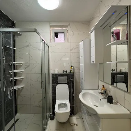 アパート Stan Na Dan Happy Family Bihac *