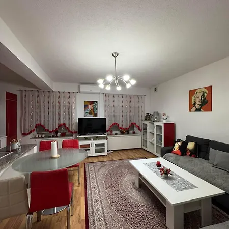 Stan Na Dan Happy Family Bihac