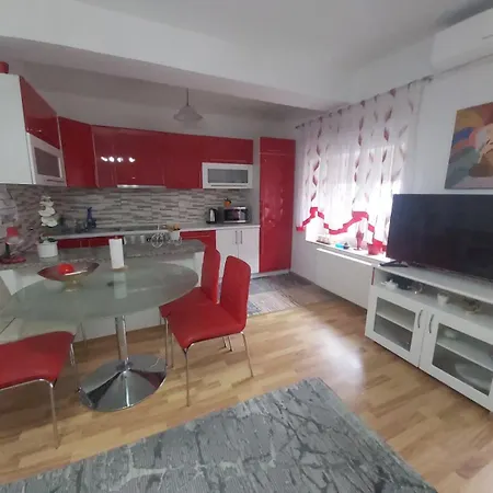 شقة Stan Na Dan Happy Family Bihac